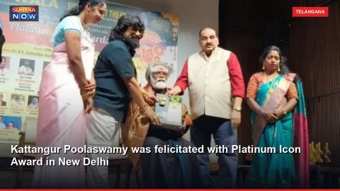 Kattangur Poolaswamy was felicitated with Platinum Icon Award in New Delhi